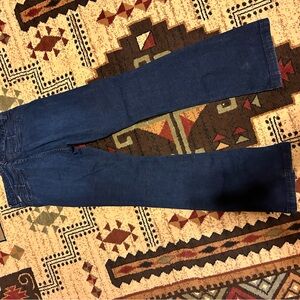 Lynden Cinch Jeans. Great condition. Size 28/5